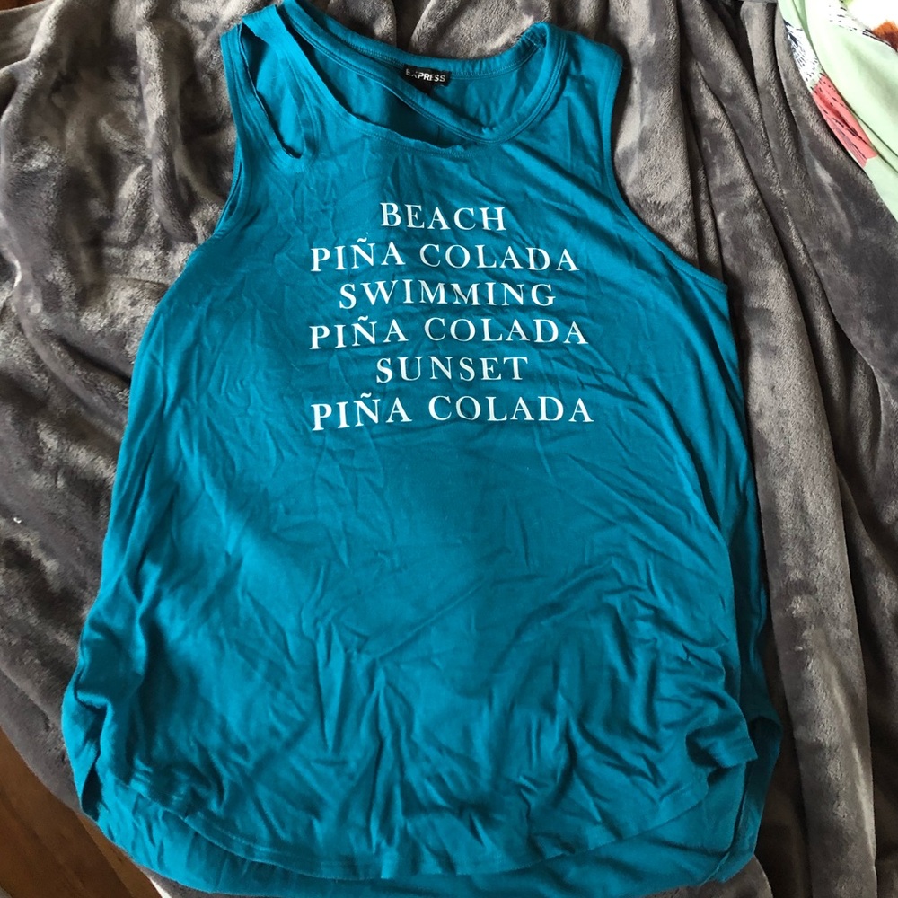 Express Graphic Tank NWT